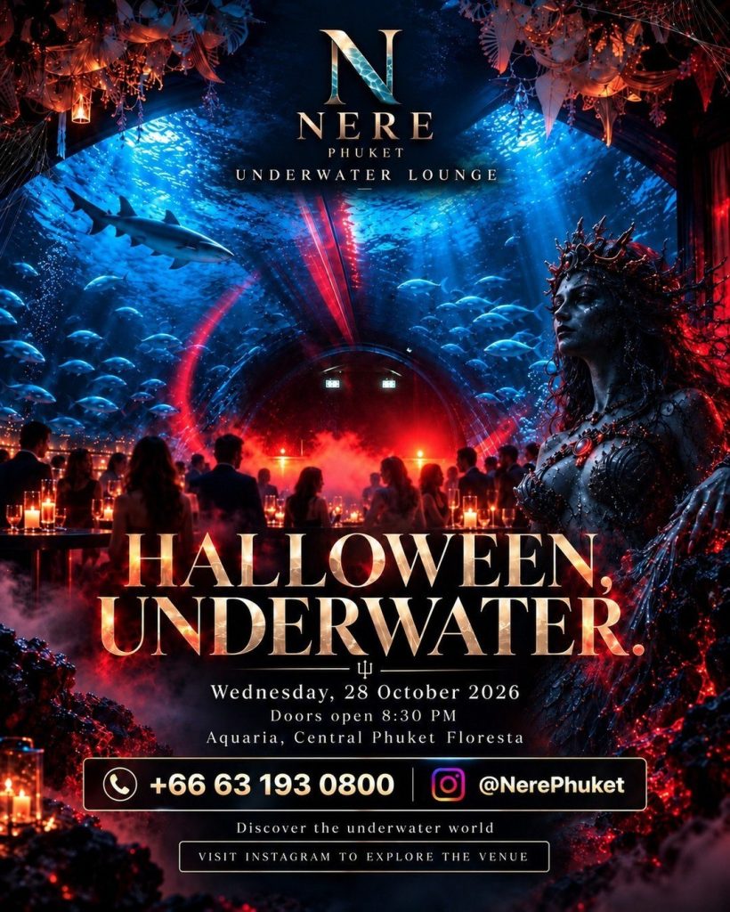 Halloween, Underwater.